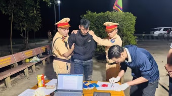 Nam thanh niên 17 tuổi vướng vòng lao lý vì mua bán ma túy