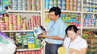 Thủ tướng yêu cầu báo cáo việc giá sữa tăng cao