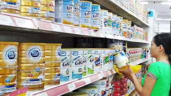 Sữa cho trẻ dưới 6 tuổi sẽ bị áp giá trần?