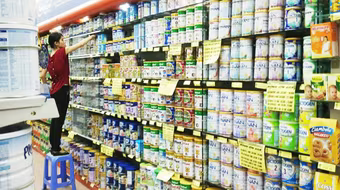 Thay tên đổi họ, 30 sản phẩm sữa vẫn bị áp giá trần