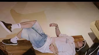 Kiên định im lặng trước “scandal”, Sơn Tùng âm thầm làm MV mới