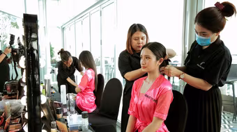 Ngọc Trinh đốt đuốc tìm “thiên thần” thời trang 