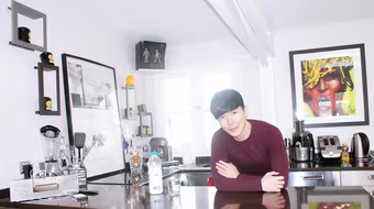 Phản ứng của Nathan Lee khi bị nhiều người “inbox” hỏi mượn tiền