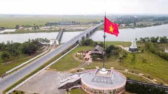 Chương trình nghệ thuật chính luận "Vĩ tuyến 17 - Khát vọng hòa bình"