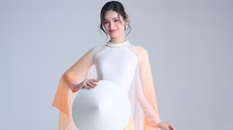 Chiếc áo dài đặc biệt của Hoa hậu Ý Nhi tại đấu trường "Miss World 2025"