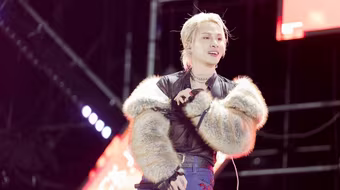 Hát ca khúc phản cảm, Jack bị phạt 55 triệu đồng, cấm biểu diễn 9 tháng