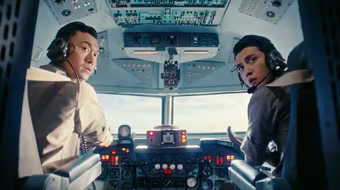 Liên hoan phim Việt Nam 2025: "Tử chiến trên không” được vinh danh Bông Sen Bạc