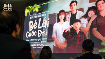 Đạo diễn "Đi giữa trời rực rỡ" làm phim "Bẻ lái cuộc đời" 