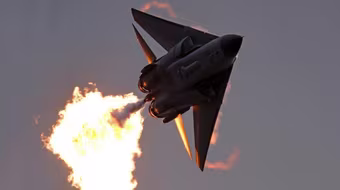 Tiêm kích bom F-111 đắt hơn cả B-52 đã bị bắn hạ trong chiến dịch 'Điện Biên Phủ trên không'