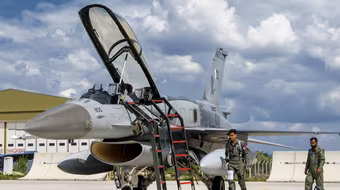 Mỹ bật đèn xanh cho Pakistan nâng cấp F-16: Bàn cờ Nam Á dịch chuyển