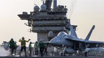 Tàu sân bay USS Harry S. Truman tạm vá vết thương, chờ đại tu toàn diện