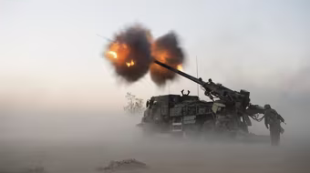 Pháo CAESAR trị giá 6 triệu USD của Ukraine bị UAV Lancet Nga tập kích