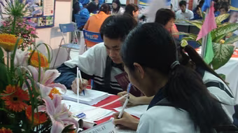 Kỳ tuyển sinh ĐH, CĐ 2012 sẽ kéo dài đến hết năm