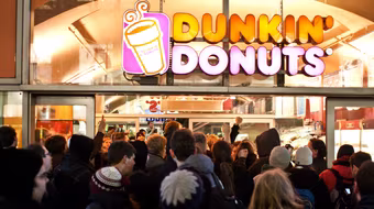 Xuất hiện làn sóng các hãng ăn nhanh đổ bộ vào Việt Nam