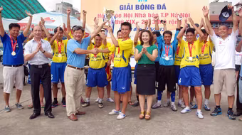 Đội bóng Báo ANTĐ bảo vệ thành công ngôi vô địch