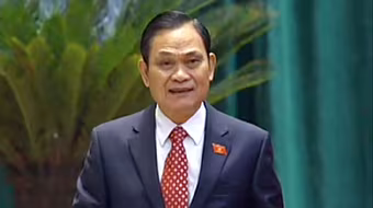 Hàng năm, Bộ Chính trị sẽ nghe và cho ý kiến về biên chế