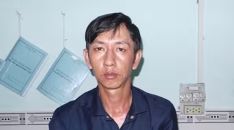 Ghen tuông vô cớ, gã đàn ông siết cổ vợ cũ đến chết