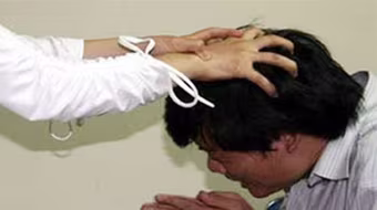 Bị vợ “hờ” đâm thấu ngực vì cãi nhau trong lúc nhậu