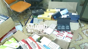 Sắm ô tô tổ chức buôn thuốc lá lậu