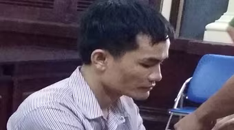 Phụ xe giết chết tài xế vì mâu thuẫn trong lúc hát karaoke