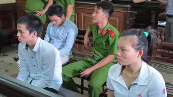 Án lạ miền Tây: Một cô gái bị phạt tù vì tội hiếp dâm trẻ em