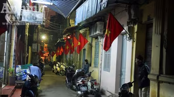 Xuân nhẹ tênh gõ cửa từng nhà