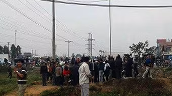 Vào làng câu trộm chó bị dân bao vây đánh đòn như tử