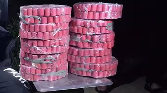 Bắt đối tượng tàng trữ 11,5 kg pháo nổ trái phép