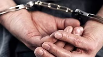 Vận động thành công đối tượng truy nã đặc biệt nguy hiểm đầu thú