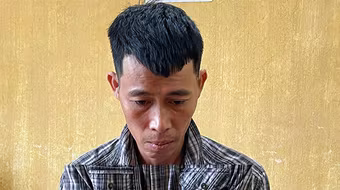 Định giao dịch 1kg ma túy trong nhà nghỉ