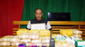 Đường dây vận chuyển ma túy sử dụng bộ đàm để liên lạc