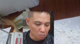 Cảnh sát bao vây khống chế đối tượng ma tuý cố thủ trong xe ô tô