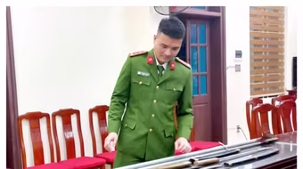 Hai nhóm thanh niên hẹn nhau giải quyết mâu thuẫn trên mạng xã hội