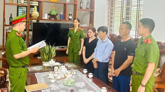 Khởi tố đối tượng sản xuất, buôn bán thực phẩm giả