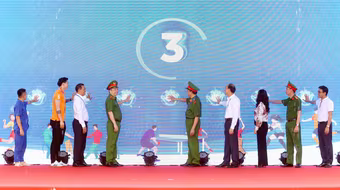 Triển khai thắng lợi đợt cao điểm tấn công, trấn áp tội phạm về ma túy