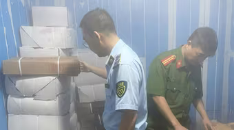 Xử phạt cơ sở kinh doanh thịt đông lạnh không rõ nguồn gốc