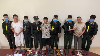 Phát hiện nhóm đối tượng nhập cảnh trái phép mang theo ma túy và “hàng nóng”