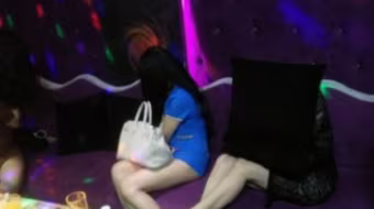  Đột kích quán karaoke, phát hiện 31 đối tượng tổ chức “bay lắc” ma tuý