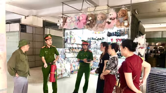 Kiểm tra các cơ sở có nguy hiểm về cháy, nổ trên địa bàn ngoại thành