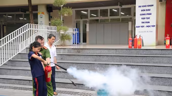 Kỹ năng hạn chế thương vong trong tình huống hỏa hoạn tại học đường