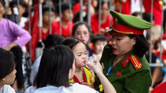 Những việc làm thiết thực của Công an phường Tây Hồ