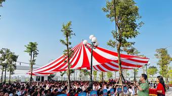 Công an xã Thiên Lộc tuyên truyền nâng cao ý thức an toàn giao thông cho học sinh