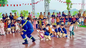 Huấn luyện kỹ năng thoát nạn trong môi trường khói, khí phức tạp