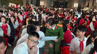 Công an phường Tây Hồ nâng cao ý thức pháp luật, phòng ngừa tội phạm học đường