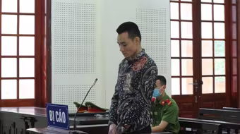 Người đàn ông bán xe máy để lấy tiền buôn ma túy