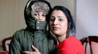 Cậu bé 6 tuổi bị mùa đông dọa "cướp" tính mạng