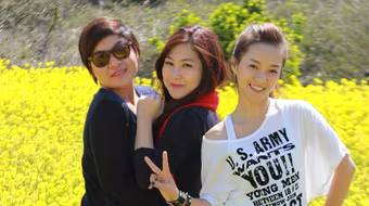 Hương Tràm, Đinh Hương "khoe sắc" trên đảo Jeju - Hàn Quốc