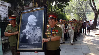 Lễ viếng Đại tướng Võ Nguyên Giáp tại nhà riêng chỉ đến 18h ngày 10-10