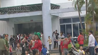 Sơ tán hàng vạn người dân đến nơi an toàn, tránh siêu bão