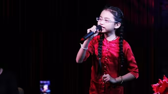 Phương Mỹ Chi bất ngờ lọt vào top 10 đề cử giải thưởng Nghệ sĩ của năm